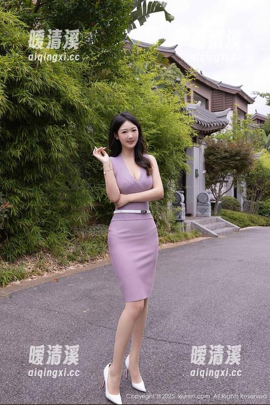 秀人网 - 高清图库中的学妹，跟妲己toxic比，这气质还真不是盖的！