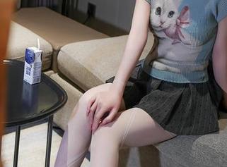 秀人网 - 孟狐狸FoxYini的灰丝合集，不得不承认我突然被洗脑了