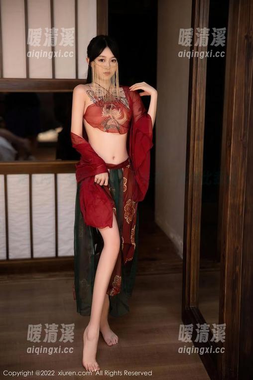 秀人网 - 写真里的曼柔毛衣，光线比我还任性