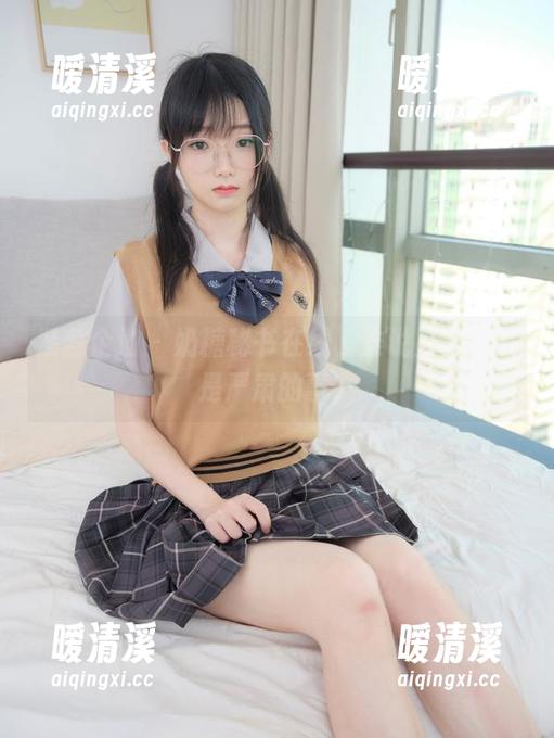 紧急企划 - 奶糖秘书在线，谁说工作只能是严肃的事？