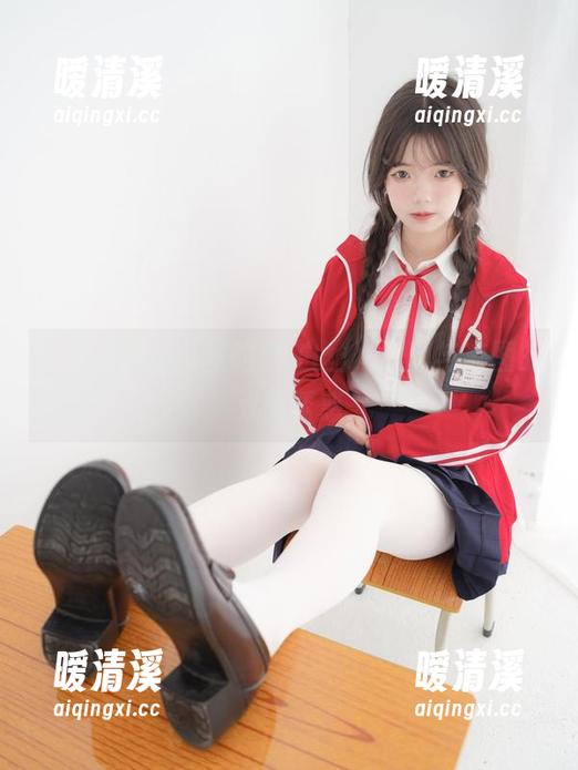 “紧急企划”里的JK白丝，原图与套图的双重诱惑