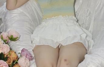 绮梦摄影 - 旗袍更新闪亮登场，露露的画框里藏着小秘密。