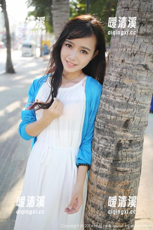 美媛馆 - 户外写真中，Flower朱可儿化身小精灵，原图很有想象的空间。