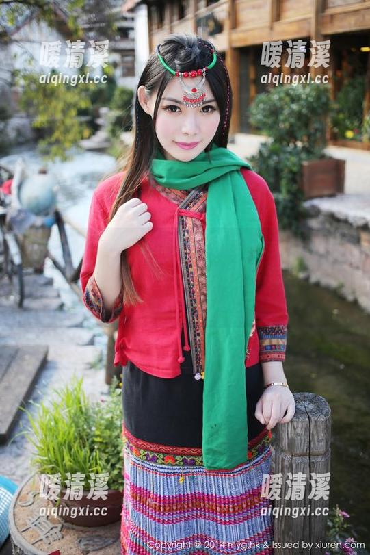 美媛馆 - 妮儿Bluelabel这组运动写真，下载后我也想像她一样自由，结果发现行动力为零…