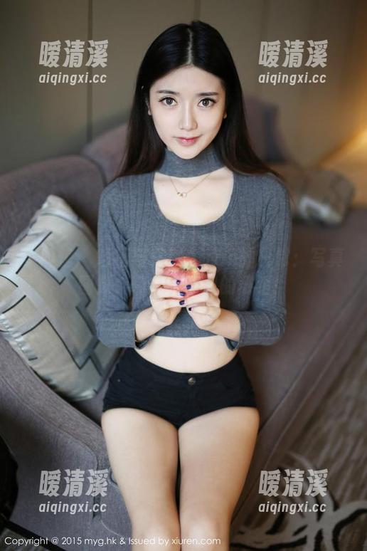美媛馆 - 短裙与艾然Airan的日常：写真图集，带你领略风的舞蹈！