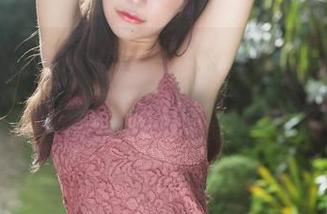 美媛馆 - 许诺Sabrina她的浴缸写真，这种“小心机”我已经上头，满屏壁纸都是诗。