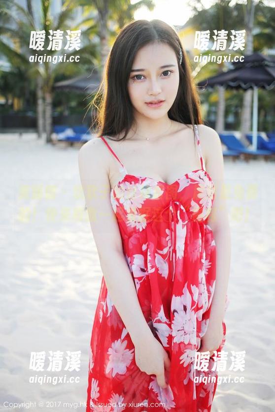 美媛馆 - 软软子的丝袜套图，居然是免费的！快来和我一起发掘这个“福利”吧！