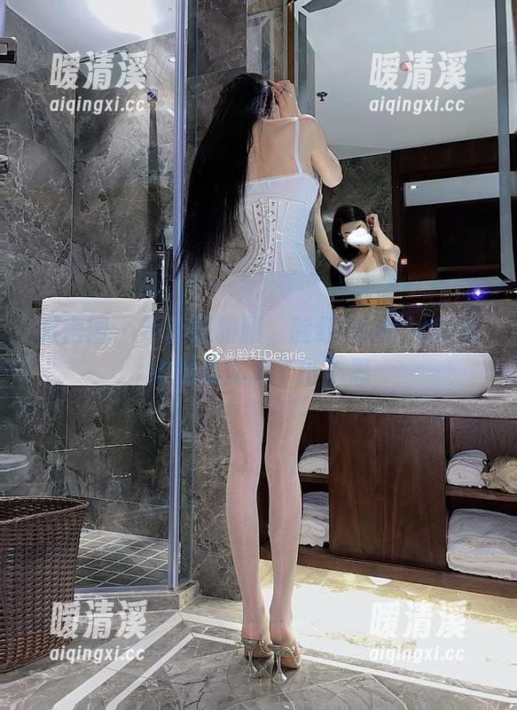 微密圈 - 不止是和服，脸红Dearie的私房图集充满了小心思