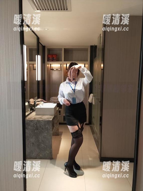 合集不是随便组合的，自闭颜球球的邻家老婆来得太真实了！