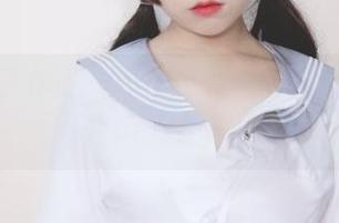 芋圆侑子作品——小秘书一醉方休，惹得我们心痒痒。