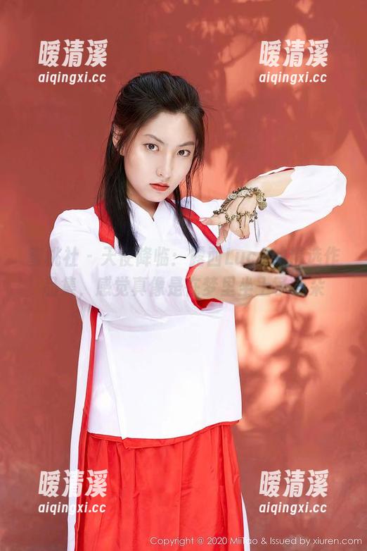 蜜桃社 - 天使降临：露西Lucy的精选作品集，感觉真像是在梦里坐上了云朵