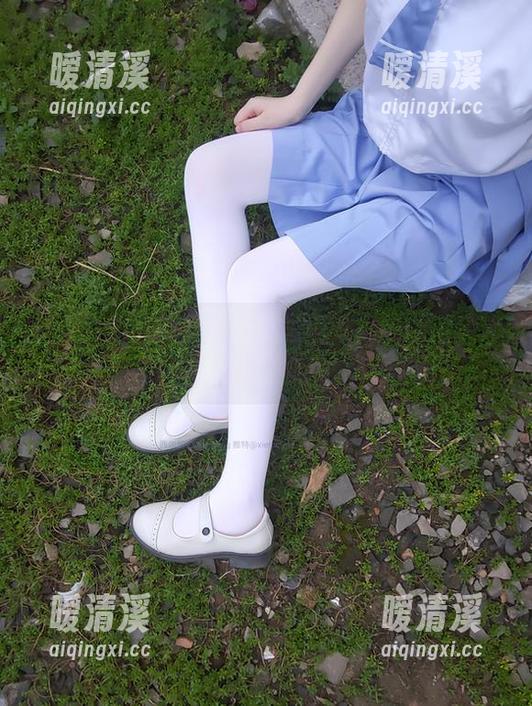 快来西尔酱的学妹图库里逛逛，精选得让人眼睛发亮！