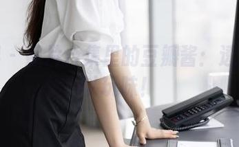 语画界 - 照片合集里的豆瓣酱：透明也可以玩味！